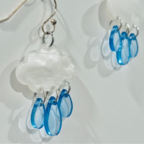 Clouds & Rain In Sterling Silver Dangle Resin Earrings NWT - Picture 4 of 5